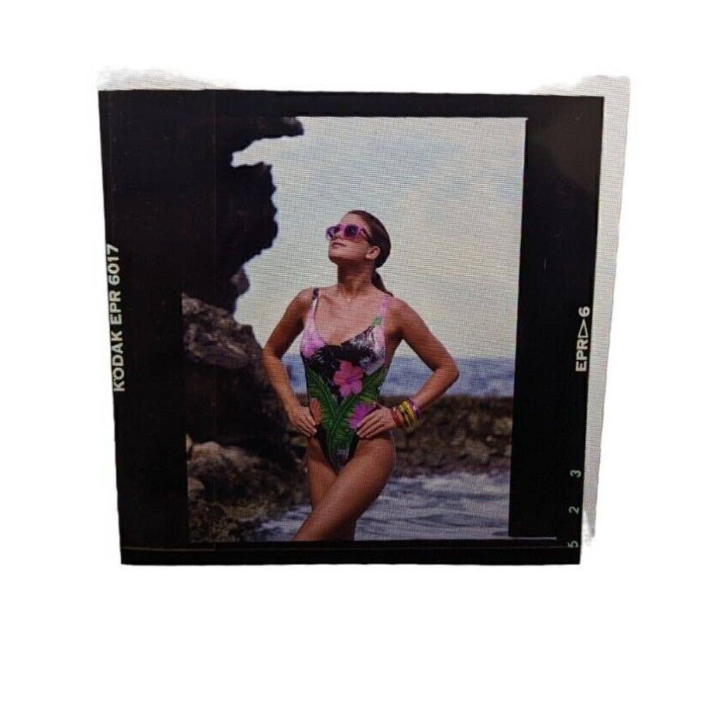 Kathy Ireland Photo‎ Slide Swimsuit Model Catalog Production Picture (E6)